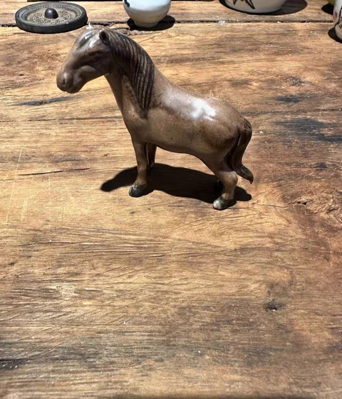 古玩陶瓷褐釉馬真品鑒賞圖