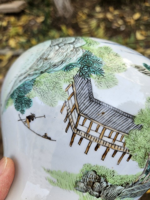 古玩陶瓷粉彩山水紋將軍罐真品鑒賞圖