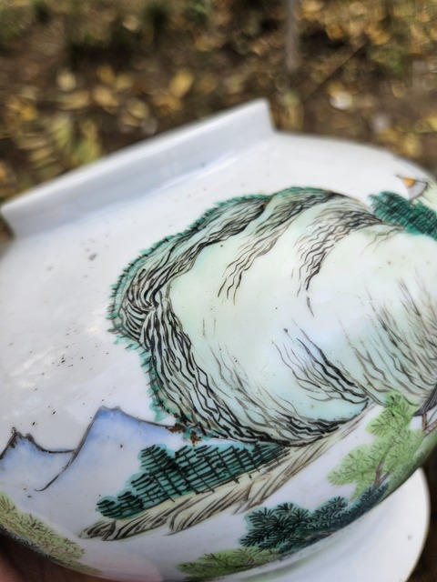 古玩陶瓷粉彩山水紋將軍罐真品鑒賞圖