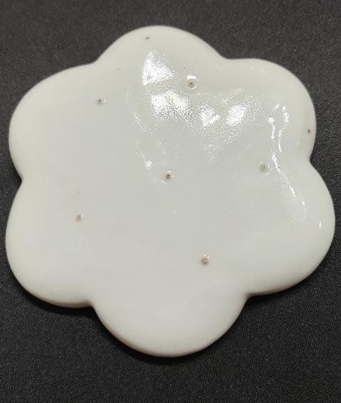 古玩陶瓷白釉調色盤真品鑒賞圖