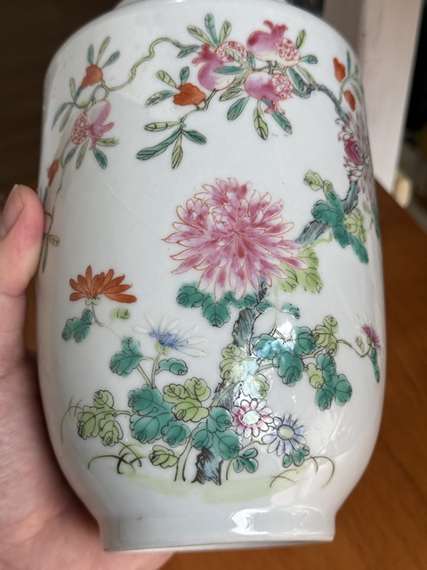 古玩陶瓷民國 粉彩花卉紋壯罐真品鑒賞圖