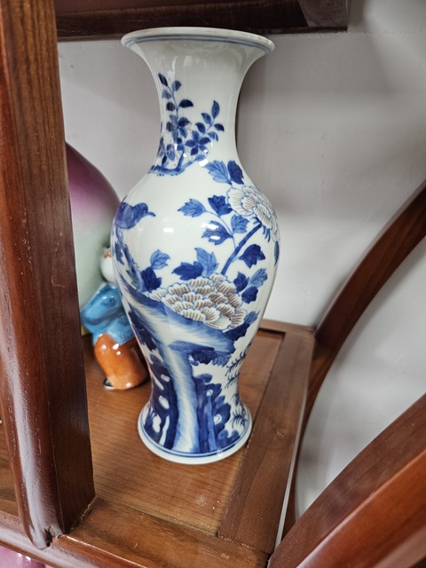 古玩陶瓷青花釉里紅瓶拍賣，當前價格4500元