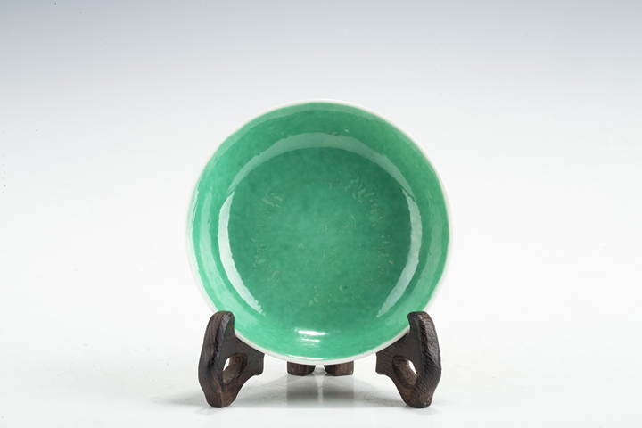 古玩陶瓷民國(guó)·吹綠釉盤真品鑒賞圖