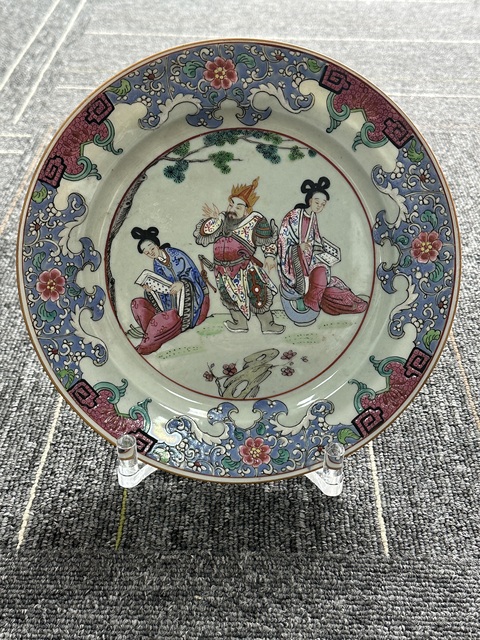 古玩陶瓷人物紋粉彩盤拍賣，當前價格9800元