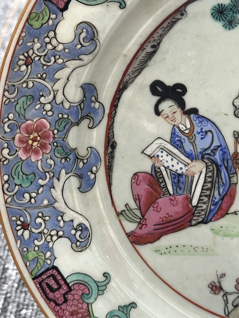 古玩陶瓷人物紋粉彩盤拍賣，當前價格9800元