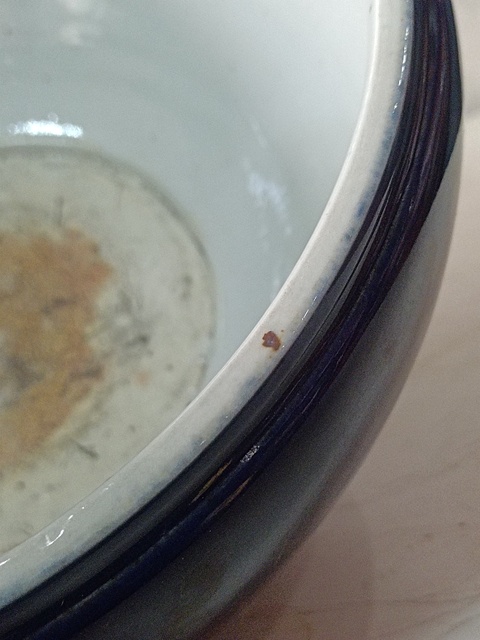 古玩陶瓷霽藍(lán)釉三乳足缽式香爐真品鑒賞圖