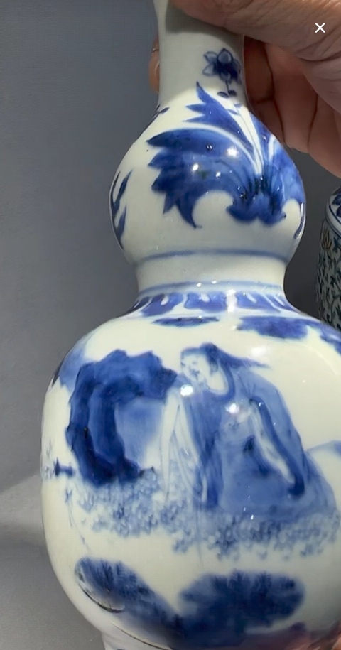 古玩陶瓷人物紋青花葫蘆瓶真品鑒賞圖