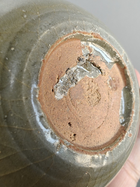 古玩陶瓷龍泉窯臥足盞真品鑒賞圖