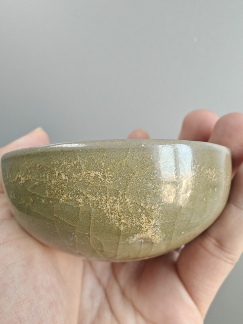 古玩陶瓷龍泉窯臥足盞真品鑒賞圖