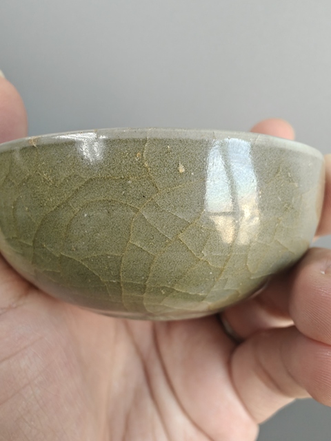 古玩陶瓷龍泉窯臥足盞真品鑒賞圖