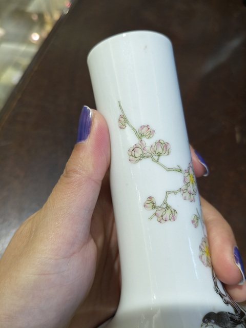 古玩陶瓷花鳥紋天球瓶真品鑒賞圖