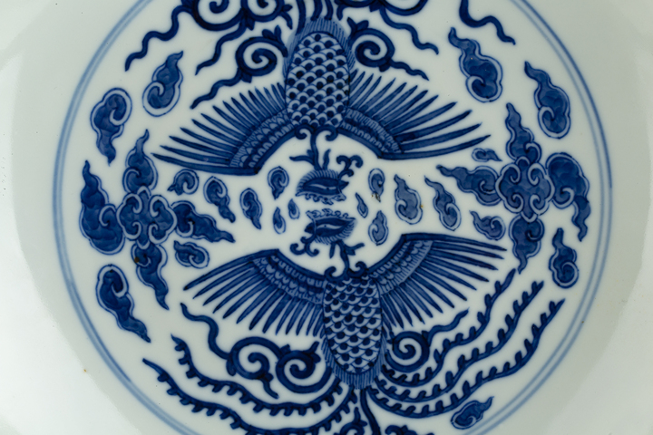 古玩陶瓷清光緒·青花對頭鳳紋盤（官）拍賣，當前價格2898元