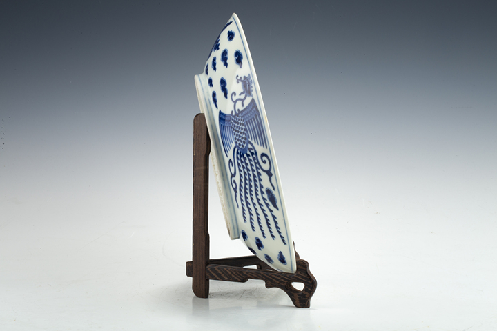 古玩陶瓷清光緒·青花對頭鳳紋盤（官）拍賣，當前價格2898元