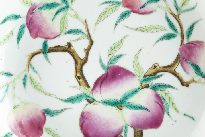 古玩陶瓷清光緒·粉彩九桃紋盤（官）真品鑒賞圖