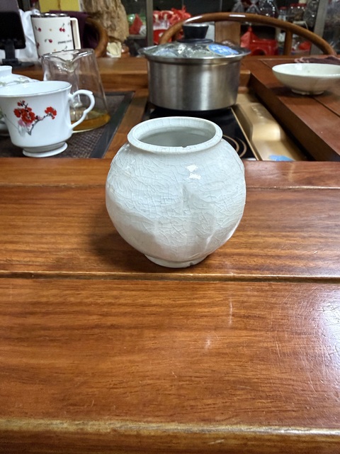 古玩陶瓷青白釉瓜楞罐真品鑒賞圖