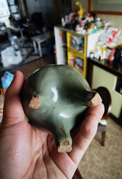 古玩陶瓷龍泉青瓷刻花鬲式爐真品鑒賞圖