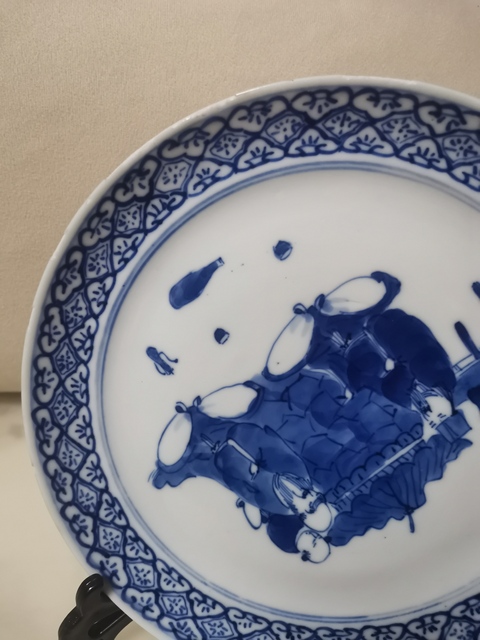 古玩陶瓷青花人物故事紋折腰盤，祝壽圖拍賣，當前價格2000元