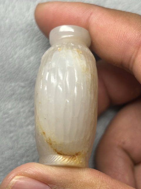 古玩玉器和田玉雕“鼻煙壺”真品鑒賞圖