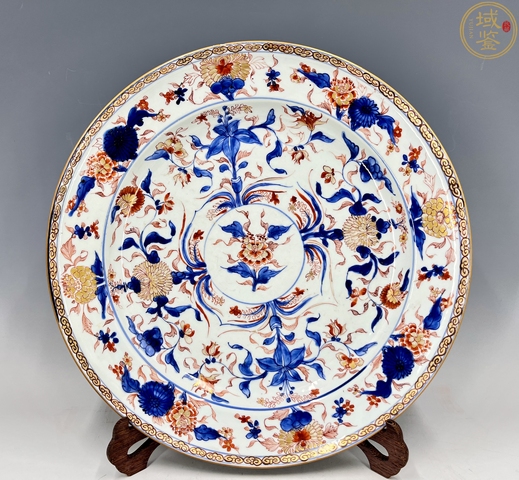 古玩陶瓷清代康熙青花礬紅描金花卉紋超大盤真品鑒賞圖
