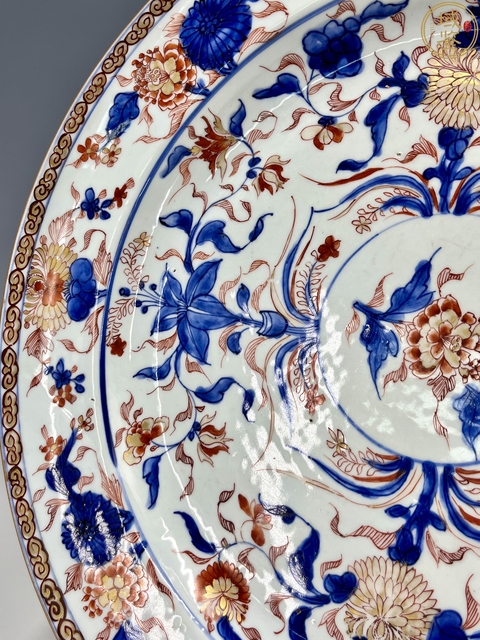 古玩陶瓷清代康熙青花礬紅描金花卉紋超大盤真品鑒賞圖