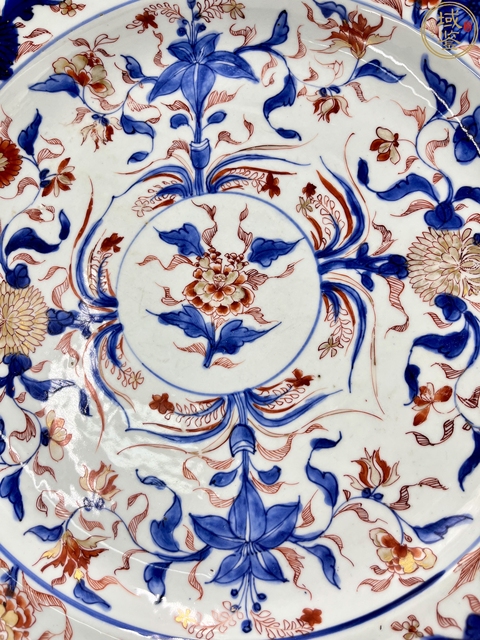 古玩陶瓷清代康熙青花礬紅描金花卉紋超大盤真品鑒賞圖