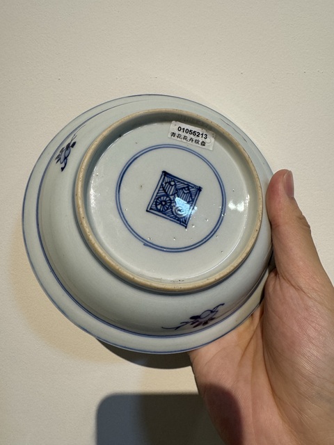 古玩陶瓷雍正青花盤真品鑒賞圖