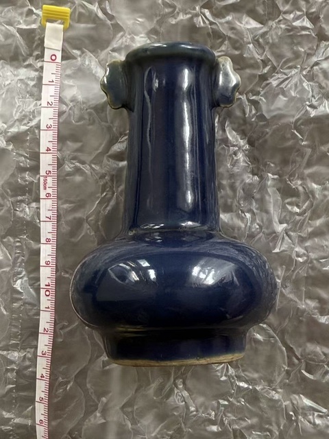 古玩陶瓷霽藍釉瓶真品鑒賞圖