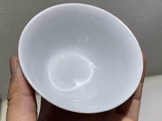 古玩陶瓷晚清青花杯真品鑒賞圖