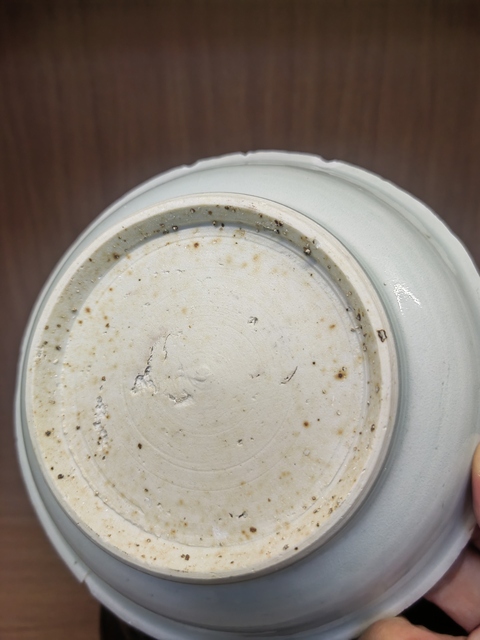 古玩陶瓷元末明初青白釉模印菊紋盤拍賣，當前價格4567元