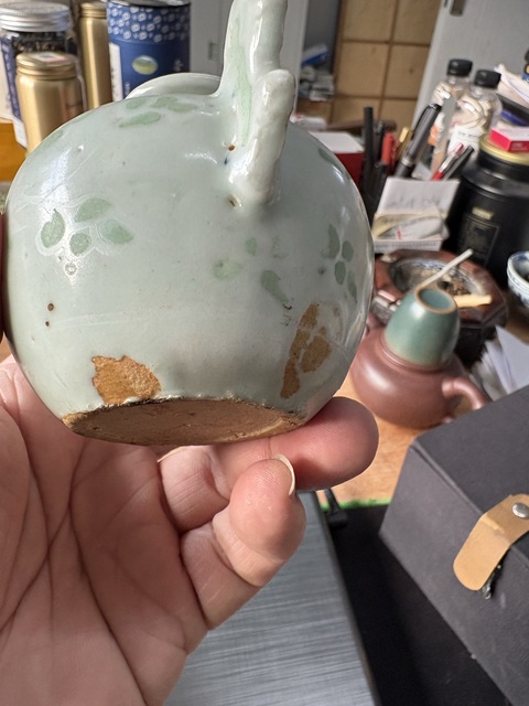 古玩陶瓷明中綠彩雞首壺真品鑒賞圖