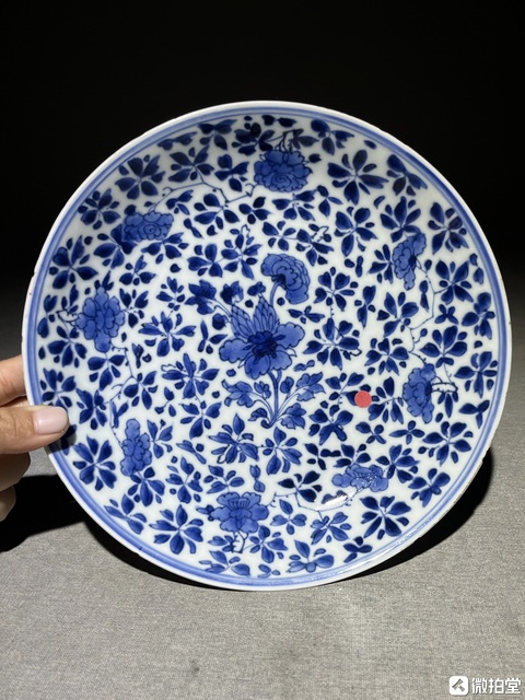 古玩陶瓷青花花卉紋盤真品鑒賞圖