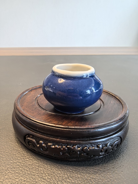 古玩陶瓷藍釉鳥食杯真品鑒賞圖