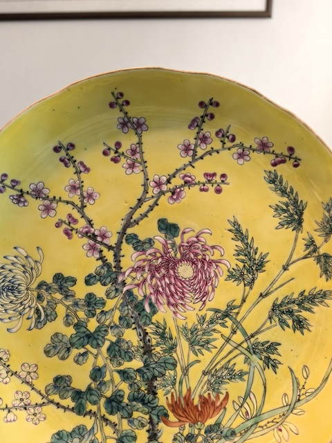 古玩陶瓷民國粉彩四季花卉盤真品鑒賞圖