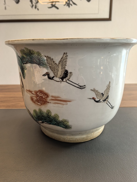 古玩陶瓷粉彩松鶴延年圖花盆真品鑒賞圖