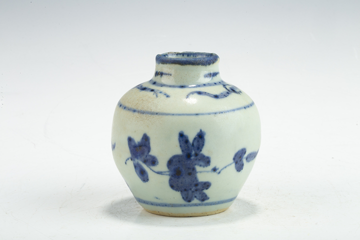 古玩陶瓷明中·青花折枝花卉紋水盂拍賣，當前價格3999元