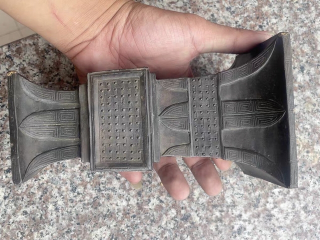 古玩銅器銅觚真品鑒賞圖