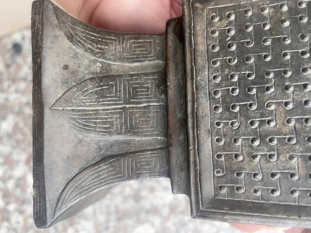 古玩銅器銅觚真品鑒賞圖