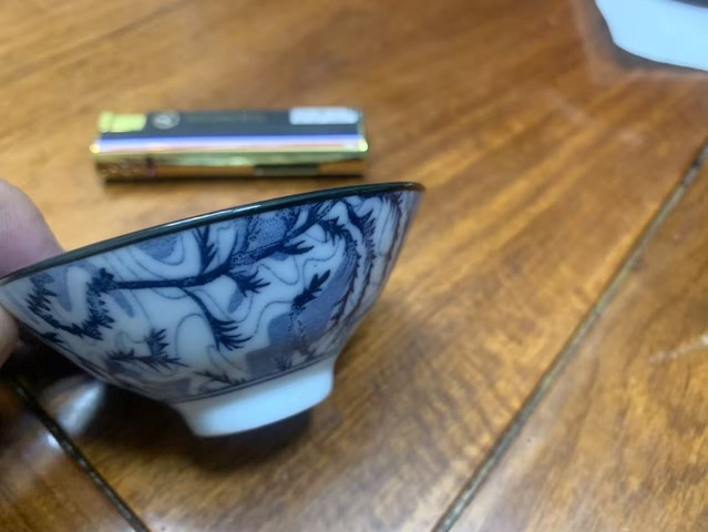 古玩陶瓷日本昭和花卉紋茶碗真品鑒賞圖