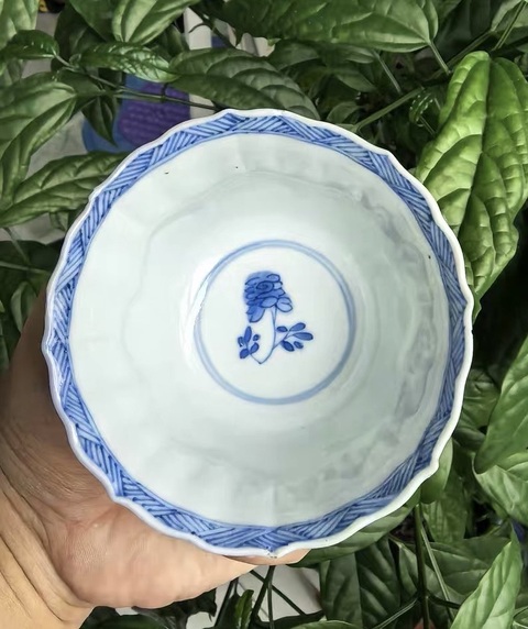 古玩陶瓷百鳥朝鳳青花杯真品鑒賞圖