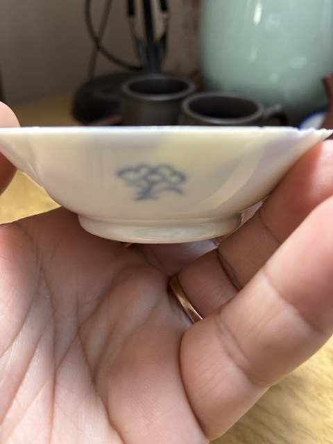 古玩陶瓷青花貓紋盤真品鑒賞圖