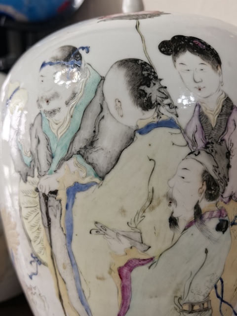 古玩陶瓷清晚期 馬慶云繪淺絳人物罐真品鑒賞圖