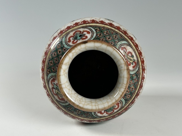 古玩陶瓷清晚期·哥釉五彩人物紋太白罐真品鑒賞圖