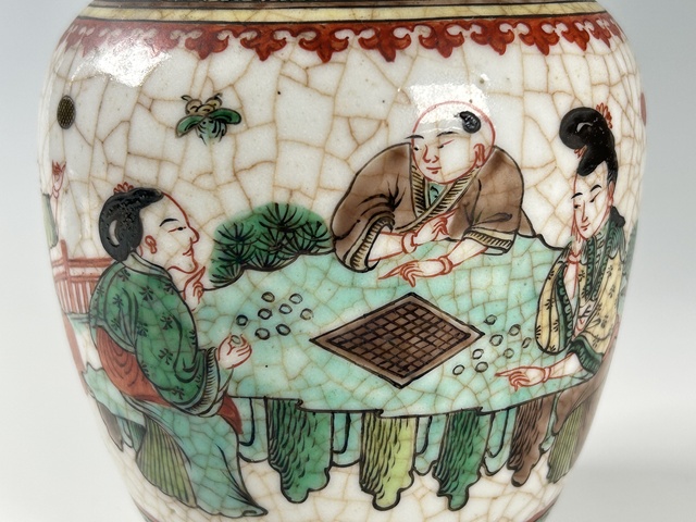 古玩陶瓷清晚期·哥釉五彩人物紋太白罐真品鑒賞圖