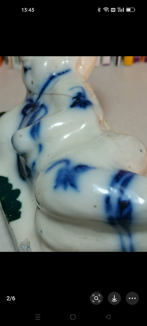 古玩陶瓷釉下彩人物造型瓷枕真品鑒賞圖