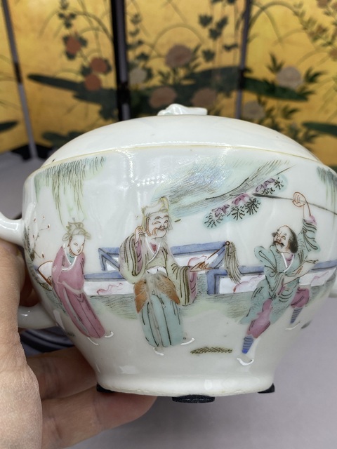 古玩陶瓷清晚期 粉彩西廂記人物故事紋參壺拍賣，當前價格4500元