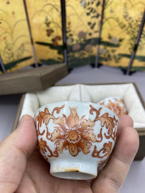 古玩陶瓷晚清 礬紅纏枝寶相花福壽紋杯拍賣，當前價格3577元