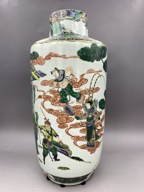 古玩陶瓷晚清 五彩西游記故事棒槌瓶拍賣，當前價格15555元