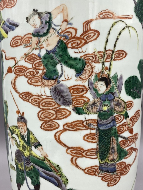 古玩陶瓷晚清 五彩西游記故事棒槌瓶拍賣，當前價格15555元