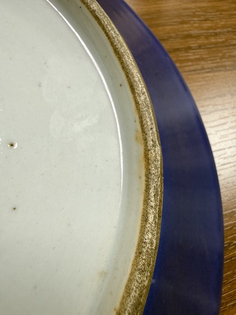 古玩陶瓷祭藍釉盤真品鑒賞圖