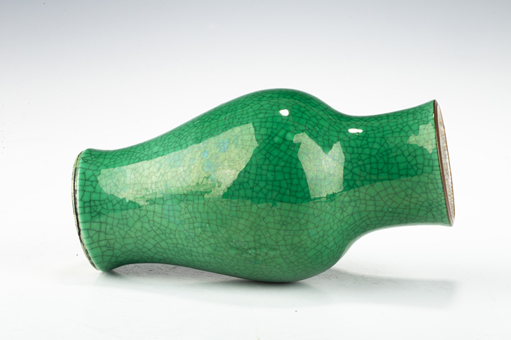 古玩陶瓷清晚·綠哥釉橄欖瓶真品鑒賞圖